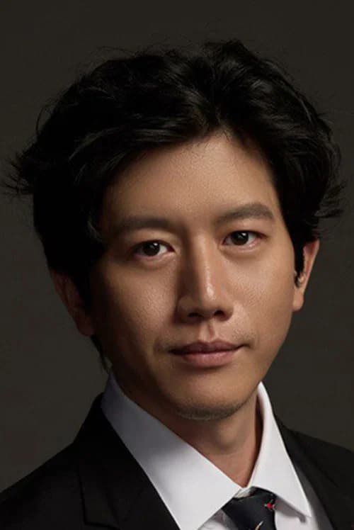 Mo Tzu-yi
